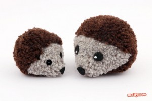 pom pom hedgehog crafts